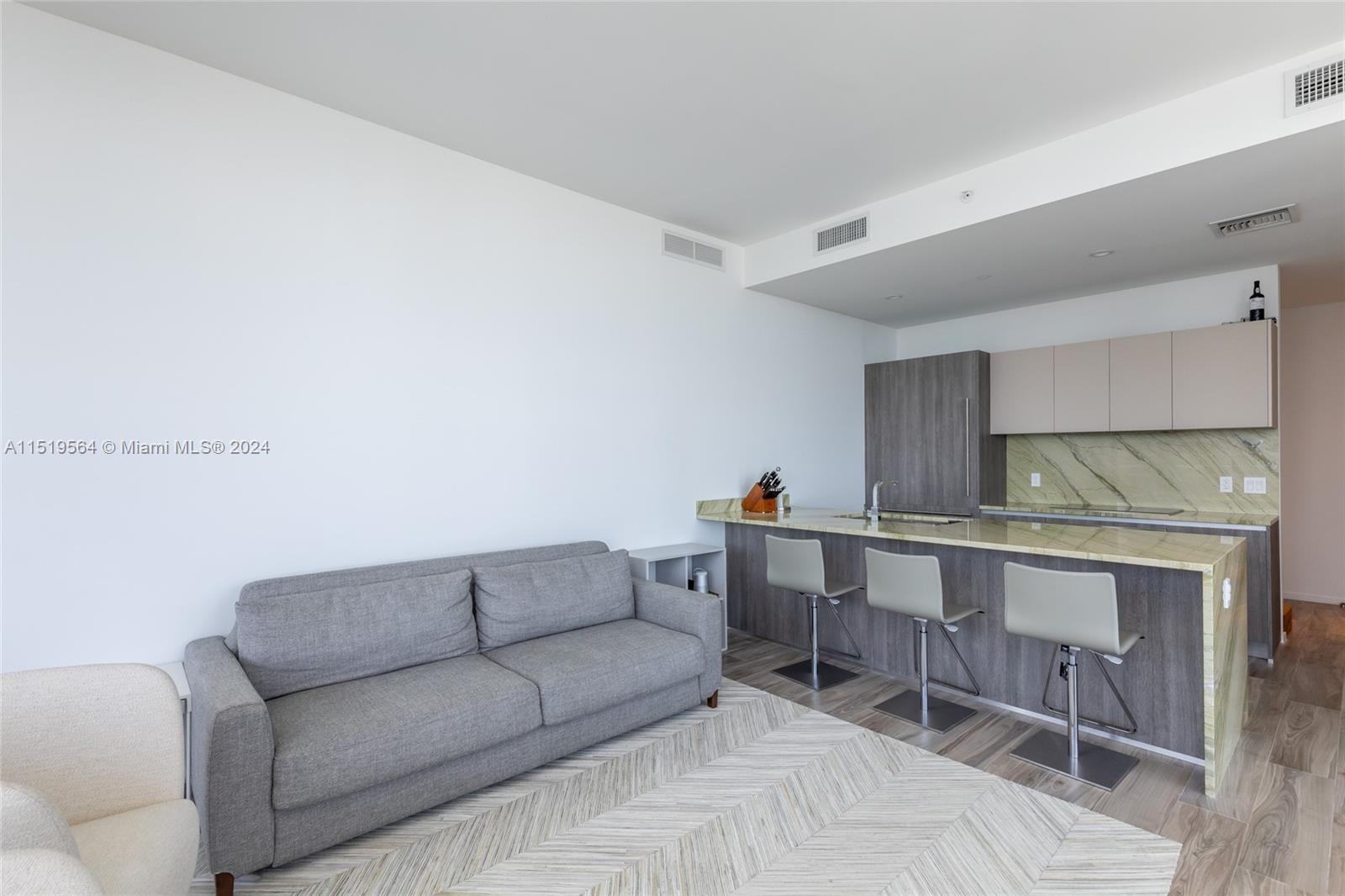 801 S Miami Ave 4804, Miami, Florida 33130, 3 Bedrooms Bedrooms, ,3 BathroomsBathrooms,Residentiallease,For Rent,801 S Miami Ave 4804,A11519564