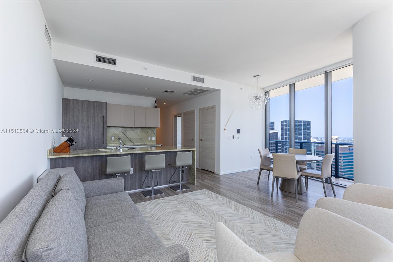 801 S Miami Ave 4804, Miami, Florida 33130, 3 Bedrooms Bedrooms, ,3 BathroomsBathrooms,Residentiallease,For Rent,801 S Miami Ave 4804,A11519564