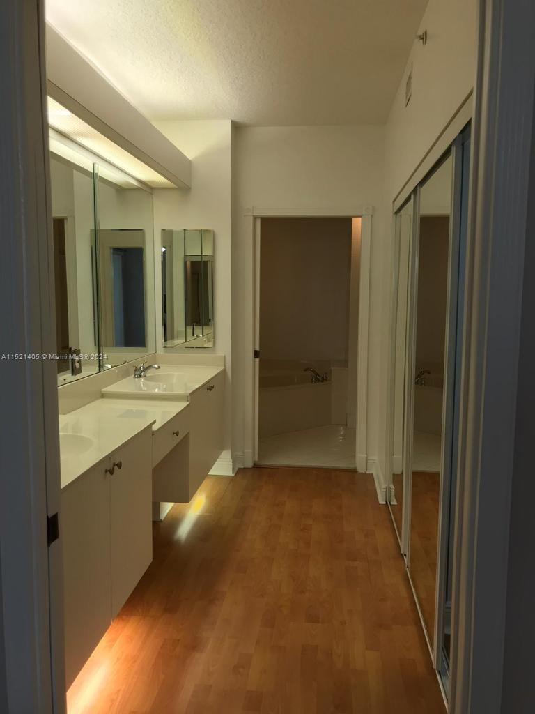 10750 NW 66th St 212, Doral, Florida 33178, 3 Bedrooms Bedrooms, ,2 BathroomsBathrooms,Residential,For Sale,10750 NW 66th St 212,A11521405