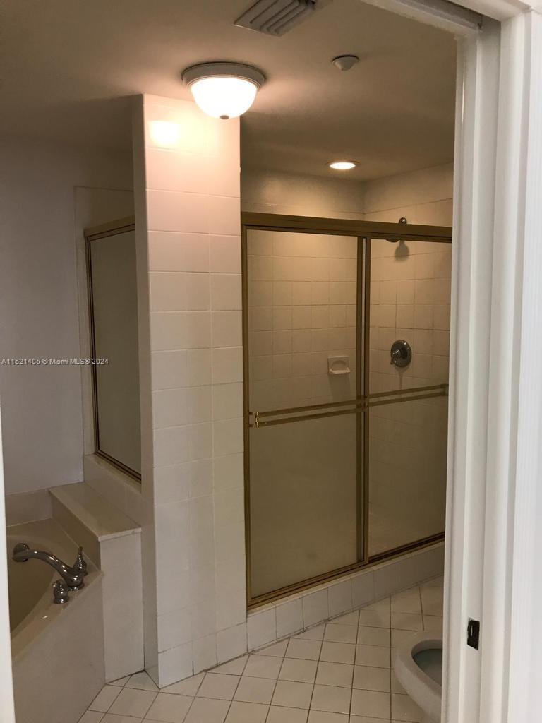 10750 NW 66th St 212, Doral, Florida 33178, 3 Bedrooms Bedrooms, ,2 BathroomsBathrooms,Residential,For Sale,10750 NW 66th St 212,A11521405