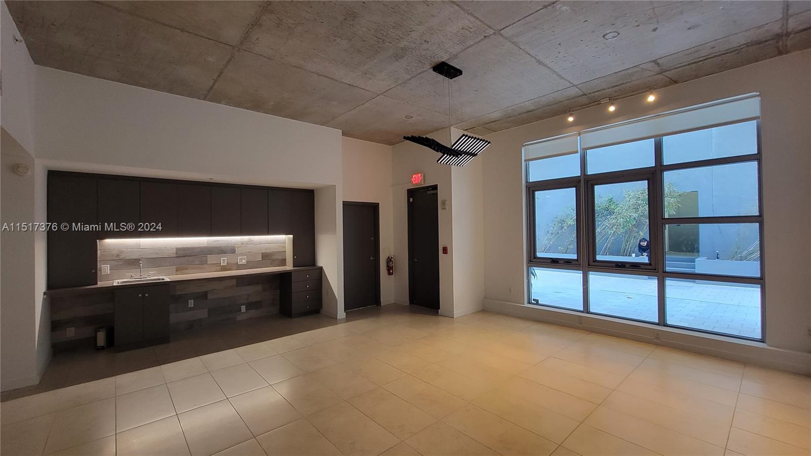 3449 NE 1st Ave 109, Miami, Florida 33137, ,Commerciallease,For Rent,3449 NE 1st Ave 109,A11517376