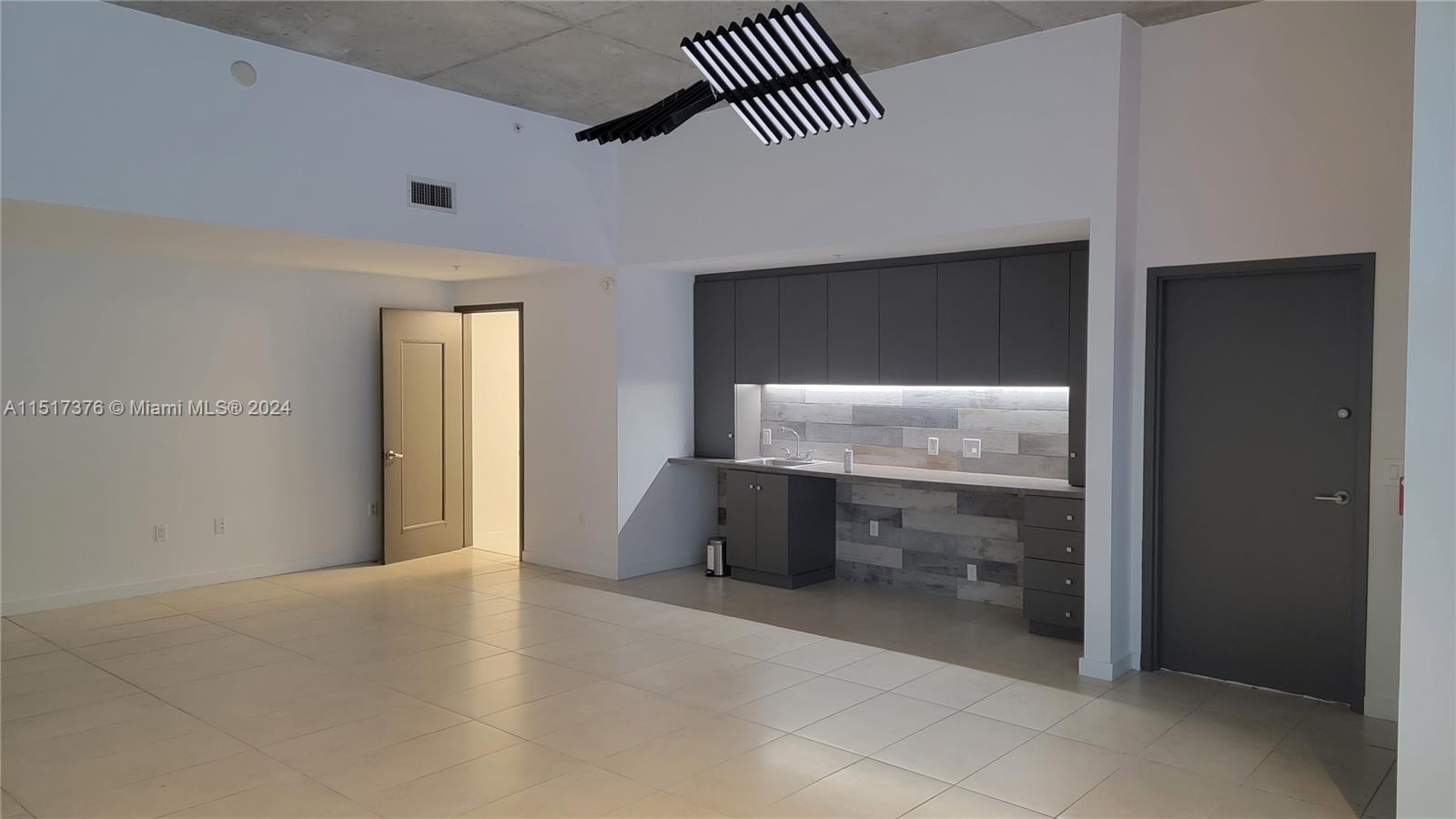 3449 NE 1st Ave 109, Miami, Florida 33137, ,Commerciallease,For Rent,3449 NE 1st Ave 109,A11517376