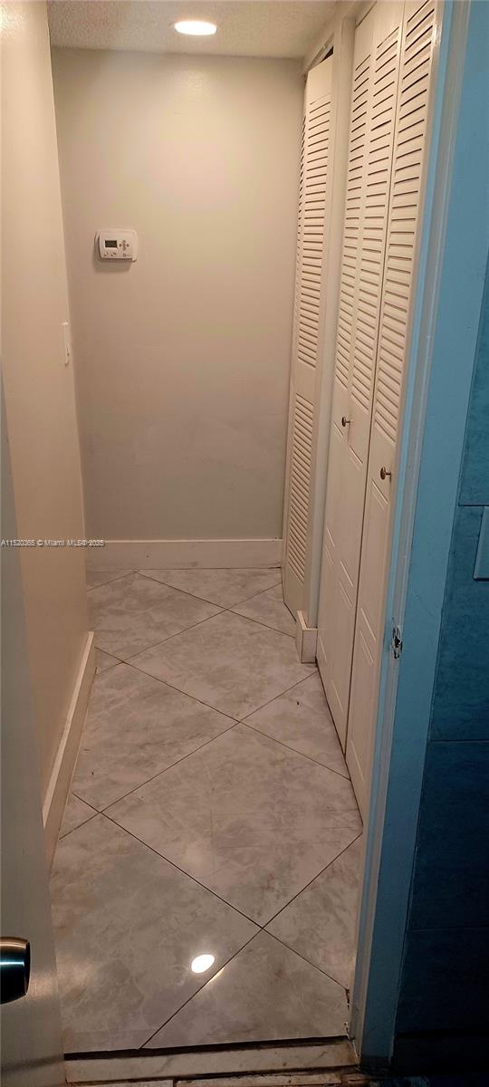 5383 SW 40th Ave 103, Dania Beach, Florida 33314, 2 Bedrooms Bedrooms, ,2 BathroomsBathrooms,Residential,For Sale,5383 SW 40th Ave 103,A11520365