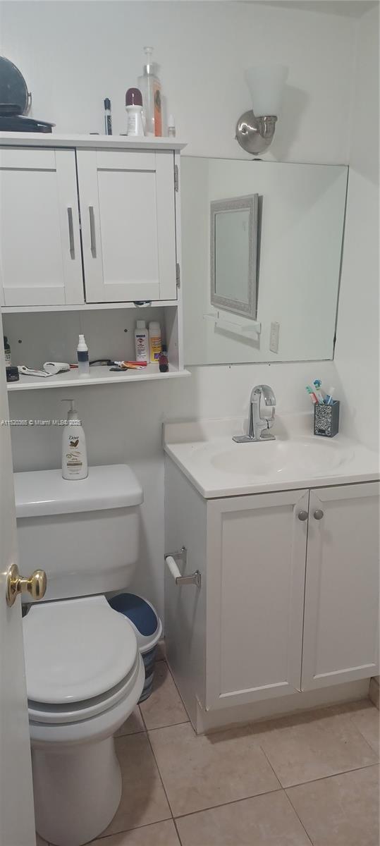 5383 SW 40th Ave 103, Dania Beach, Florida 33314, 2 Bedrooms Bedrooms, ,2 BathroomsBathrooms,Residential,For Sale,5383 SW 40th Ave 103,A11520365