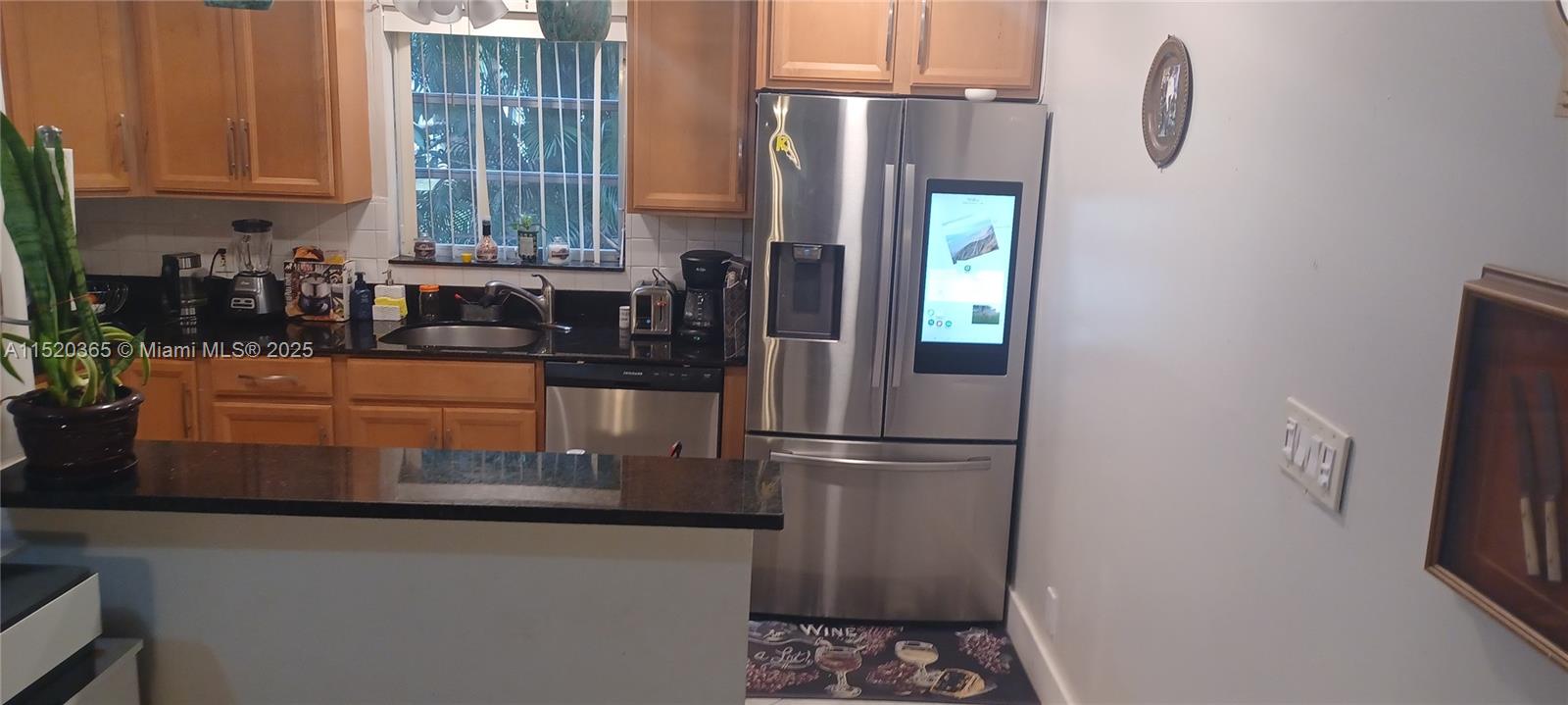 5383 SW 40th Ave 103, Dania Beach, Florida 33314, 2 Bedrooms Bedrooms, ,2 BathroomsBathrooms,Residential,For Sale,5383 SW 40th Ave 103,A11520365