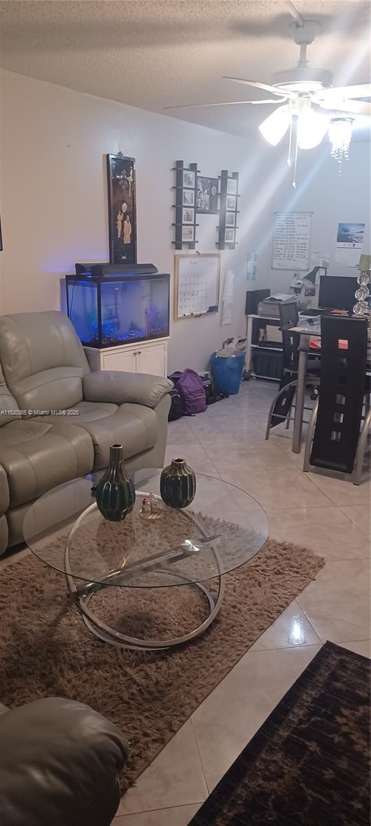 5383 SW 40th Ave 103, Dania Beach, Florida 33314, 2 Bedrooms Bedrooms, ,2 BathroomsBathrooms,Residential,For Sale,5383 SW 40th Ave 103,A11520365