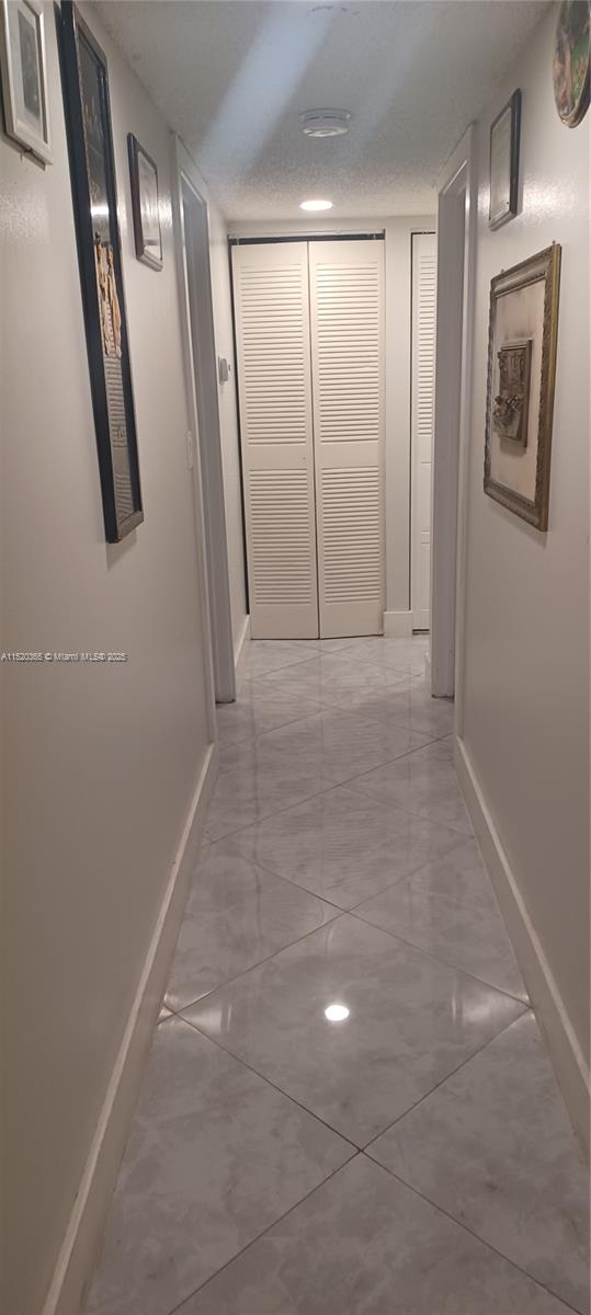 5383 SW 40th Ave 103, Dania Beach, Florida 33314, 2 Bedrooms Bedrooms, ,2 BathroomsBathrooms,Residential,For Sale,5383 SW 40th Ave 103,A11520365