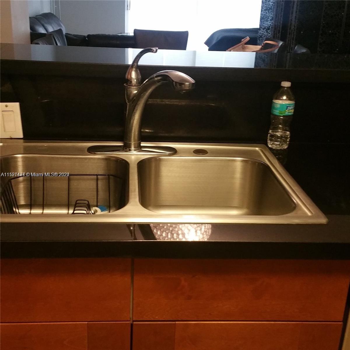 1865 S Ocean Dr 7B, Hallandale Beach, Florida 33009, 1 Bedroom Bedrooms, ,2 BathroomsBathrooms,Residential,For Sale,1865 S Ocean Dr 7B,A11521424