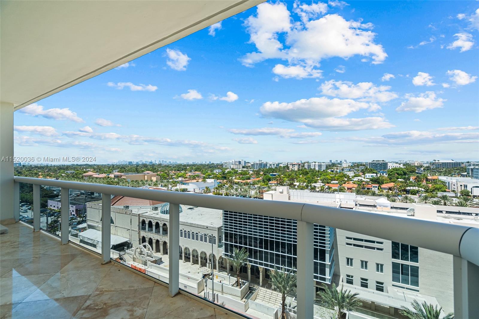 9559 Collins Ave S8-F, Surfside, Florida 33154, 1 Bedroom Bedrooms, ,2 BathroomsBathrooms,Residential,For Sale,9559 Collins Ave S8-F,A11520036