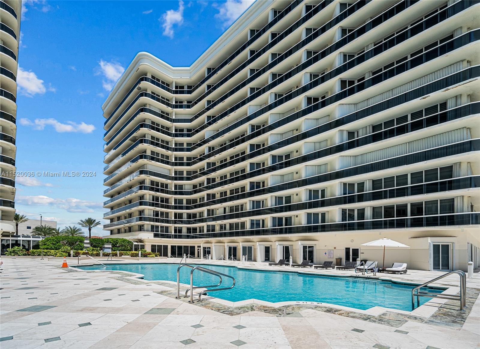 9559 Collins Ave S8-F, Surfside, Florida 33154, 1 Bedroom Bedrooms, ,2 BathroomsBathrooms,Residential,For Sale,9559 Collins Ave S8-F,A11520036