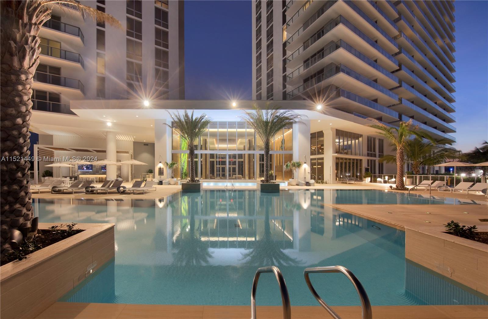 16385 Biscayne Blvd 602, North Miami Beach, Florida 33160, 1 Bedroom Bedrooms, ,2 BathroomsBathrooms,Residentiallease,For Rent,16385 Biscayne Blvd 602,A11521449