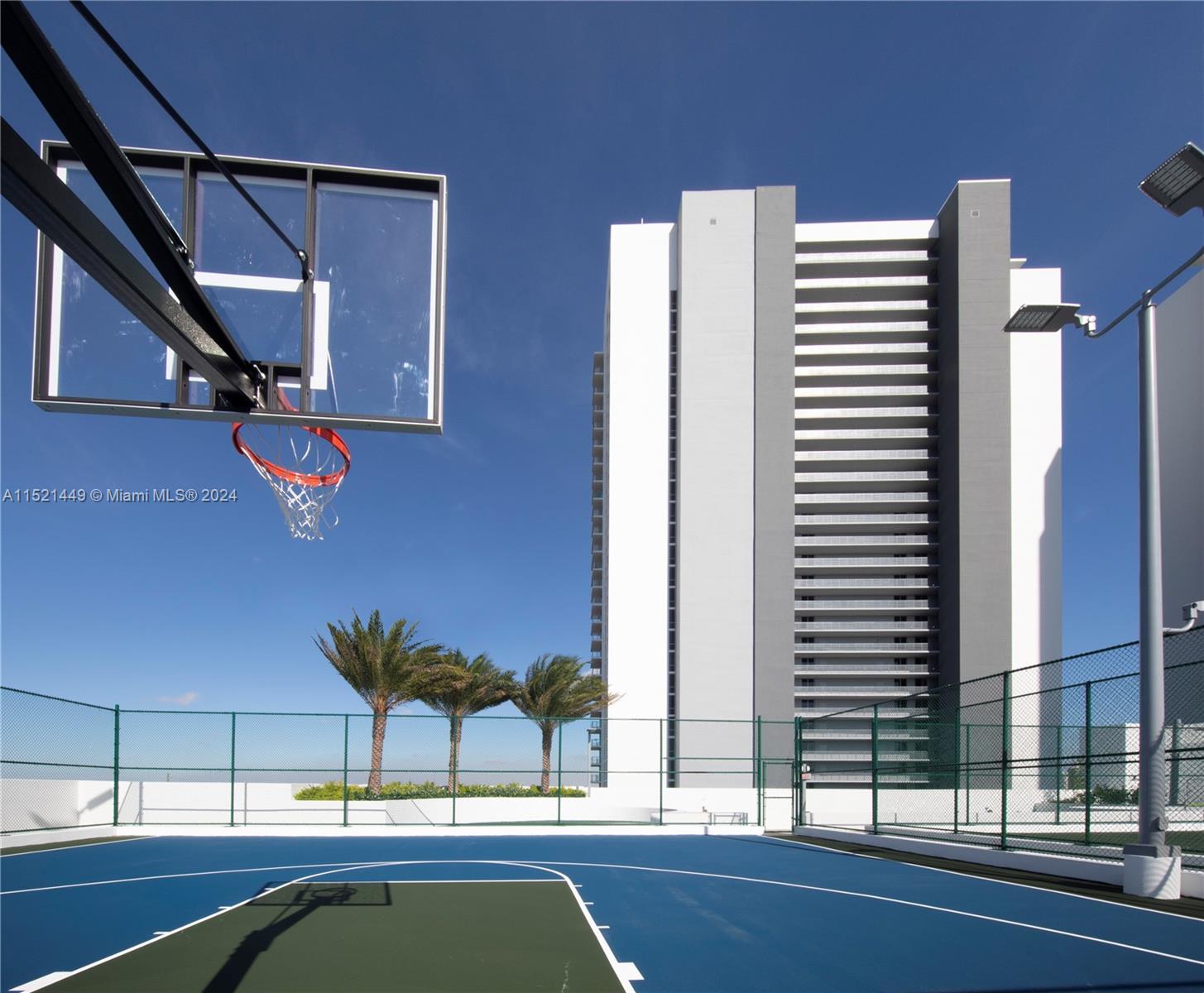 16385 Biscayne Blvd 602, North Miami Beach, Florida 33160, 1 Bedroom Bedrooms, ,2 BathroomsBathrooms,Residentiallease,For Rent,16385 Biscayne Blvd 602,A11521449
