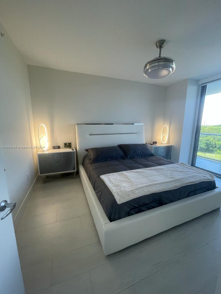 16385 Biscayne Blvd 602, North Miami Beach, Florida 33160, 1 Bedroom Bedrooms, ,2 BathroomsBathrooms,Residentiallease,For Rent,16385 Biscayne Blvd 602,A11521449