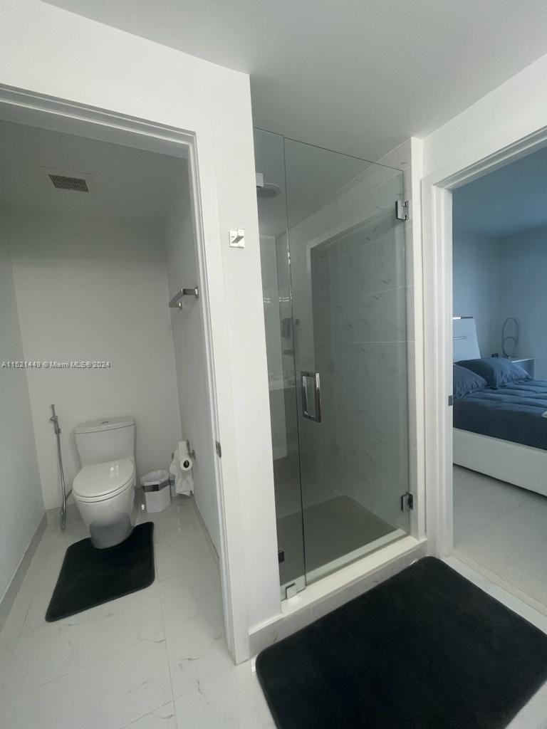 16385 Biscayne Blvd 602, North Miami Beach, Florida 33160, 1 Bedroom Bedrooms, ,2 BathroomsBathrooms,Residentiallease,For Rent,16385 Biscayne Blvd 602,A11521449