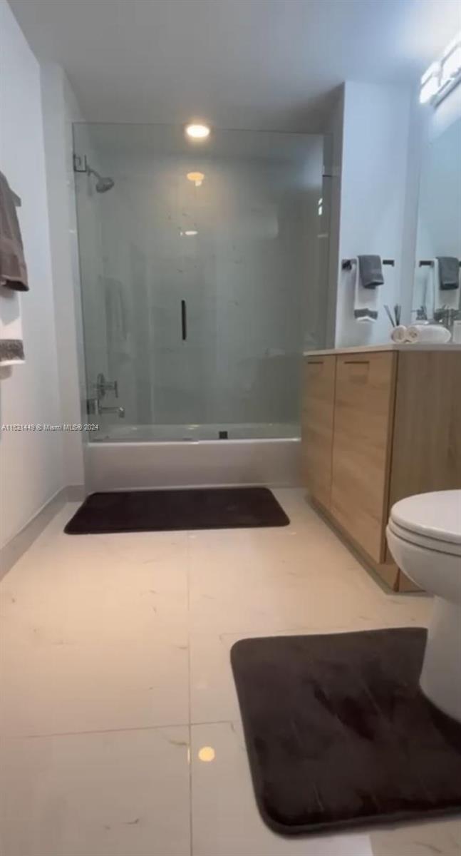16385 Biscayne Blvd 602, North Miami Beach, Florida 33160, 1 Bedroom Bedrooms, ,2 BathroomsBathrooms,Residentiallease,For Rent,16385 Biscayne Blvd 602,A11521449