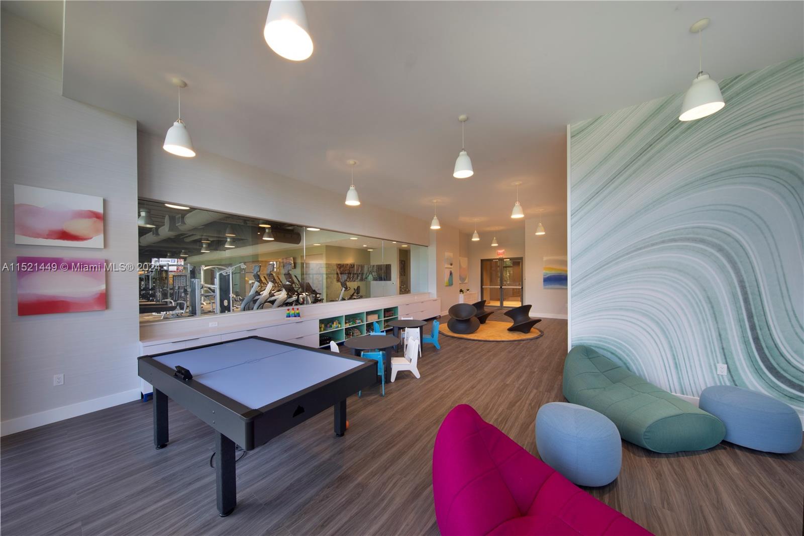16385 Biscayne Blvd 602, North Miami Beach, Florida 33160, 1 Bedroom Bedrooms, ,2 BathroomsBathrooms,Residentiallease,For Rent,16385 Biscayne Blvd 602,A11521449