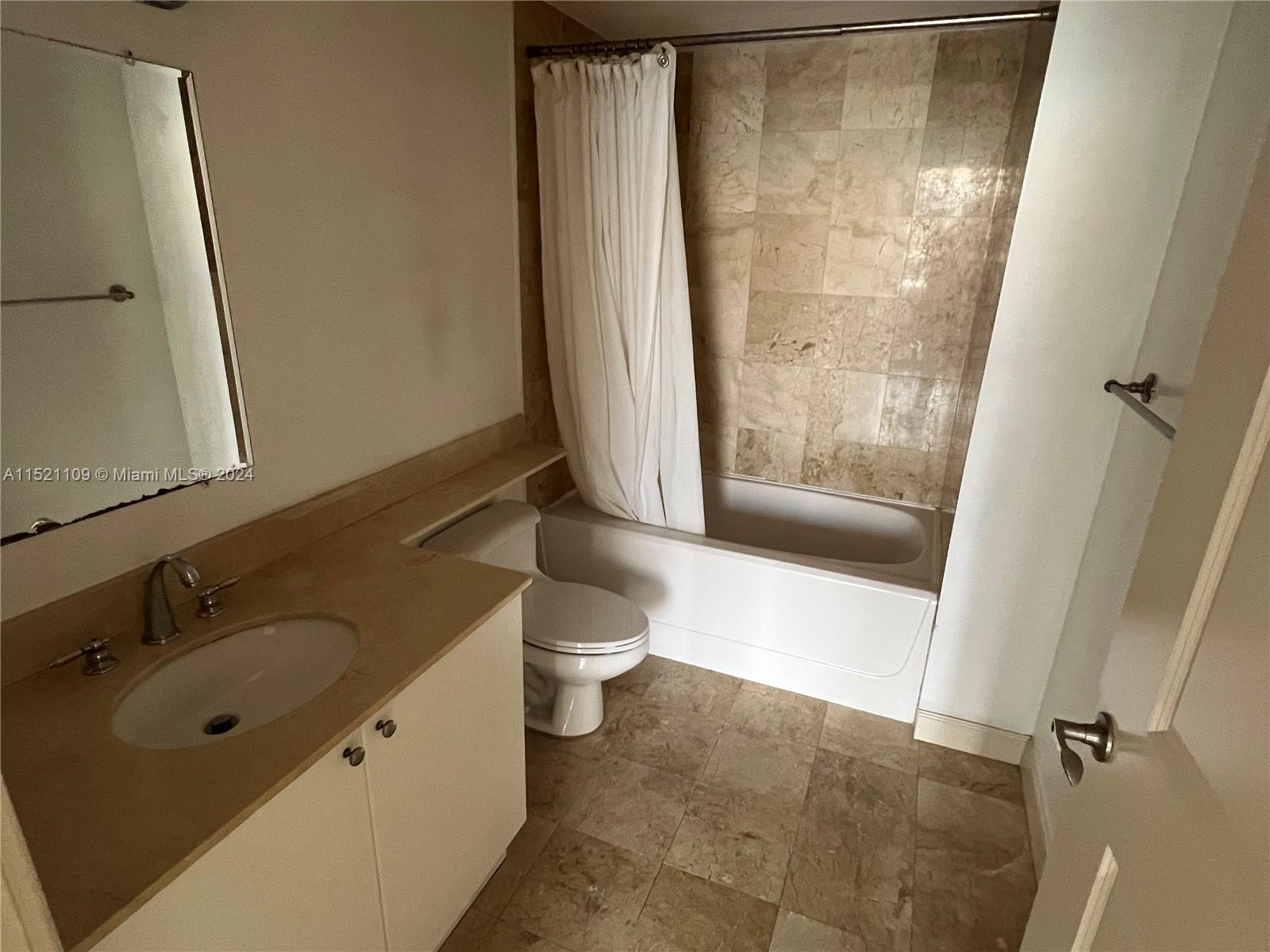 170 SE 14 ST 1705, Miami, Florida 33131, 2 Bedrooms Bedrooms, ,2 BathroomsBathrooms,Residential,For Sale,170 SE 14 ST 1705,A11521109