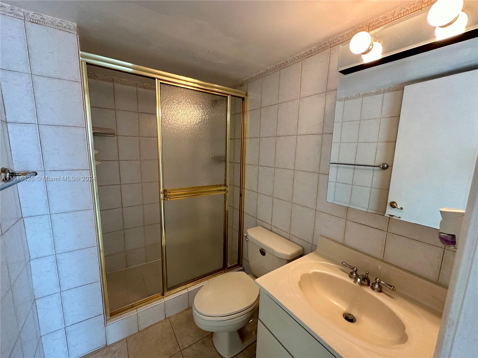 7135 Collins Ave 1721, Miami Beach, Florida 33141, 1 Bedroom Bedrooms, ,2 BathroomsBathrooms,Residential,For Sale,7135 Collins Ave 1721,A11516825