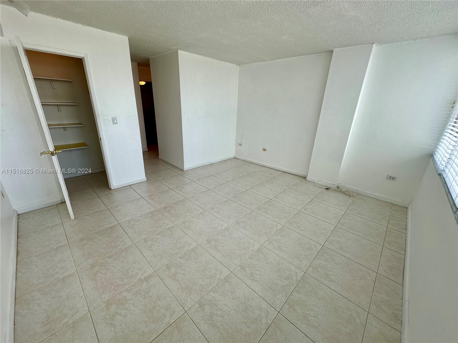 7135 Collins Ave 1721, Miami Beach, Florida 33141, 1 Bedroom Bedrooms, ,2 BathroomsBathrooms,Residential,For Sale,7135 Collins Ave 1721,A11516825