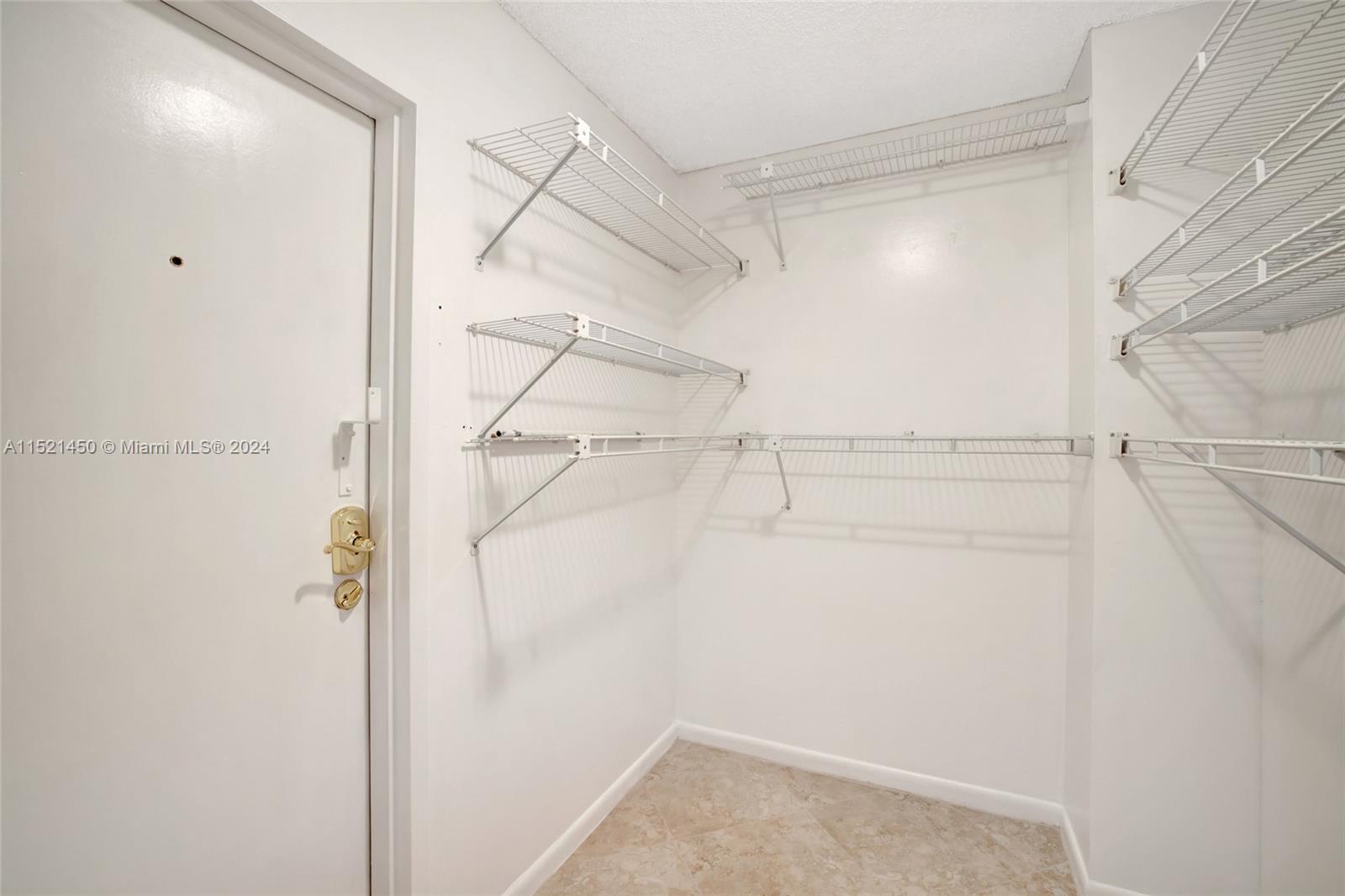 5200 N Ocean Blvd 710B, Lauderdale By The Sea, Florida 33308, 2 Bedrooms Bedrooms, ,2 BathroomsBathrooms,Residential,For Sale,5200 N Ocean Blvd 710B,A11521450