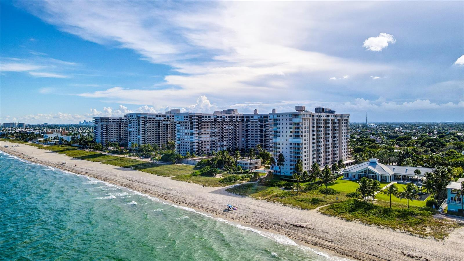 5200 N Ocean Blvd 710B, Lauderdale By The Sea, Florida 33308, 2 Bedrooms Bedrooms, ,2 BathroomsBathrooms,Residential,For Sale,5200 N Ocean Blvd 710B,A11521450