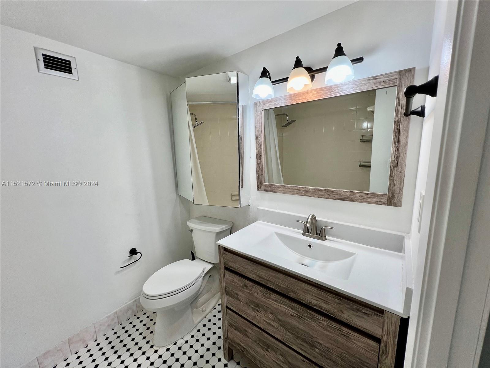 2150 Sans Souci Blvd A1007, North Miami, Florida 33181, 1 Bedroom Bedrooms, ,1 BathroomBathrooms,Residential,For Sale,2150 Sans Souci Blvd A1007,A11521572