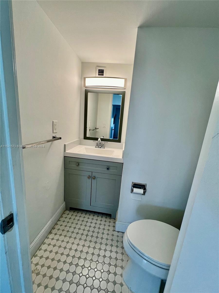2150 Sans Souci Blvd A1007, North Miami, Florida 33181, 1 Bedroom Bedrooms, ,1 BathroomBathrooms,Residential,For Sale,2150 Sans Souci Blvd A1007,A11521572