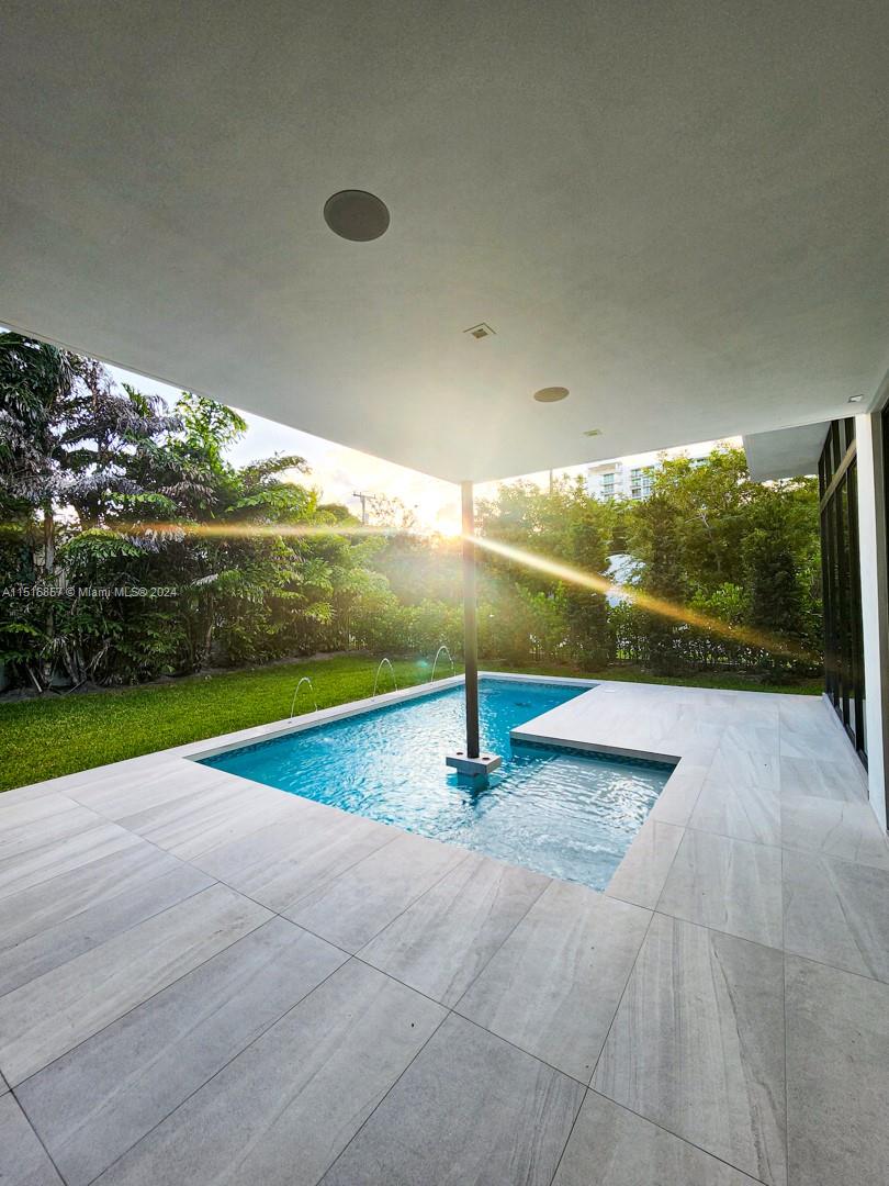 168 SW 20th Rd, Miami, Florida 33129, 5 Bedrooms Bedrooms, ,5 BathroomsBathrooms,Residential,For Sale,168 SW 20th Rd,A11516857