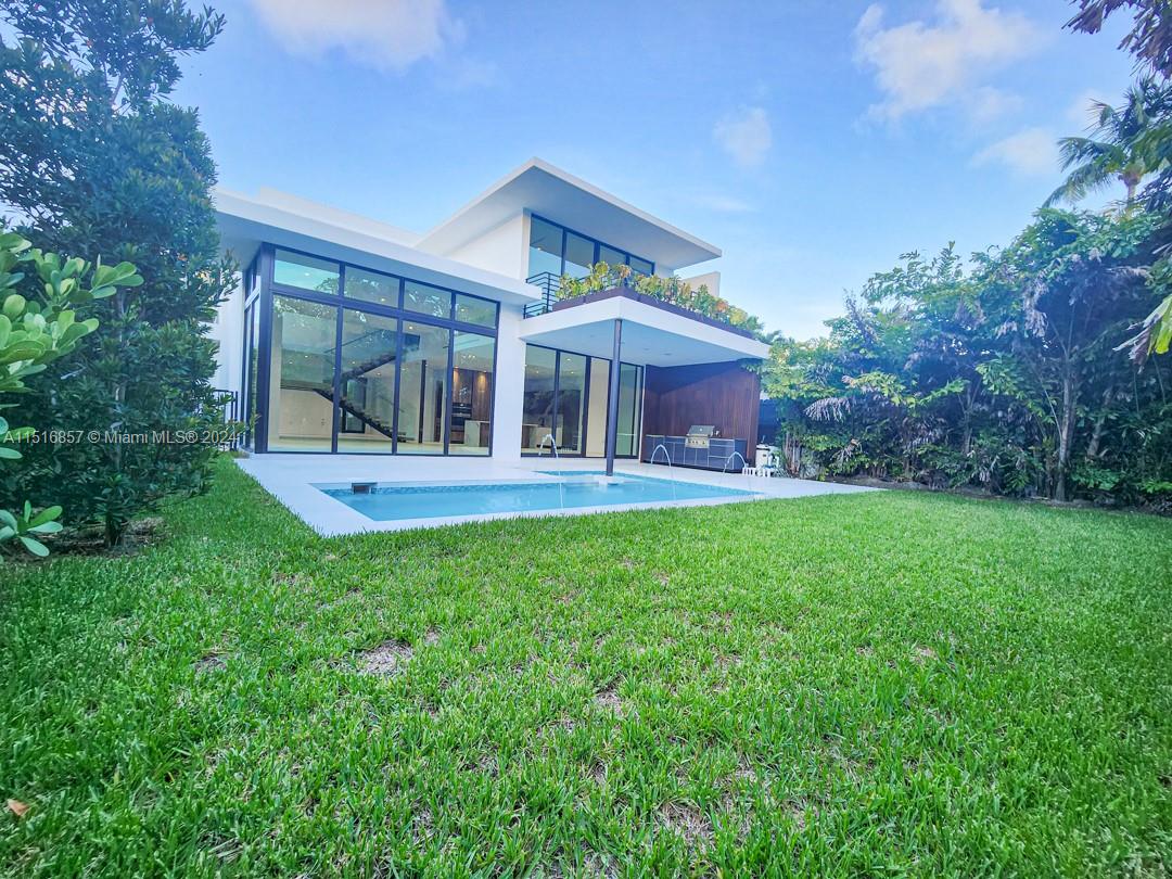168 SW 20th Rd, Miami, Florida 33129, 5 Bedrooms Bedrooms, ,5 BathroomsBathrooms,Residential,For Sale,168 SW 20th Rd,A11516857