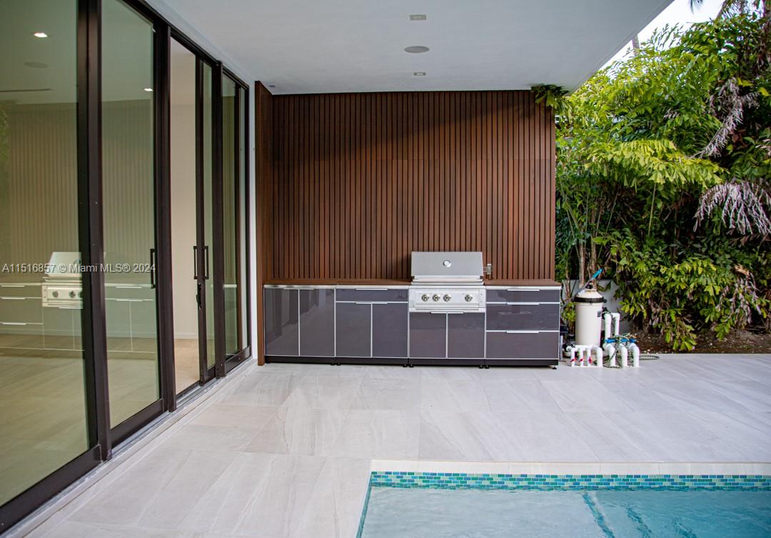 168 SW 20th Rd, Miami, Florida 33129, 5 Bedrooms Bedrooms, ,5 BathroomsBathrooms,Residential,For Sale,168 SW 20th Rd,A11516857