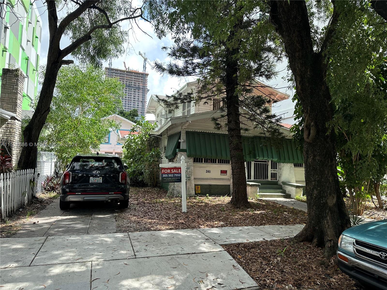 245 NE 25th St, Miami, Florida 33137, 5 Bedrooms Bedrooms, ,3 BathroomsBathrooms,Residential,For Sale,245 NE 25th St,A11521686