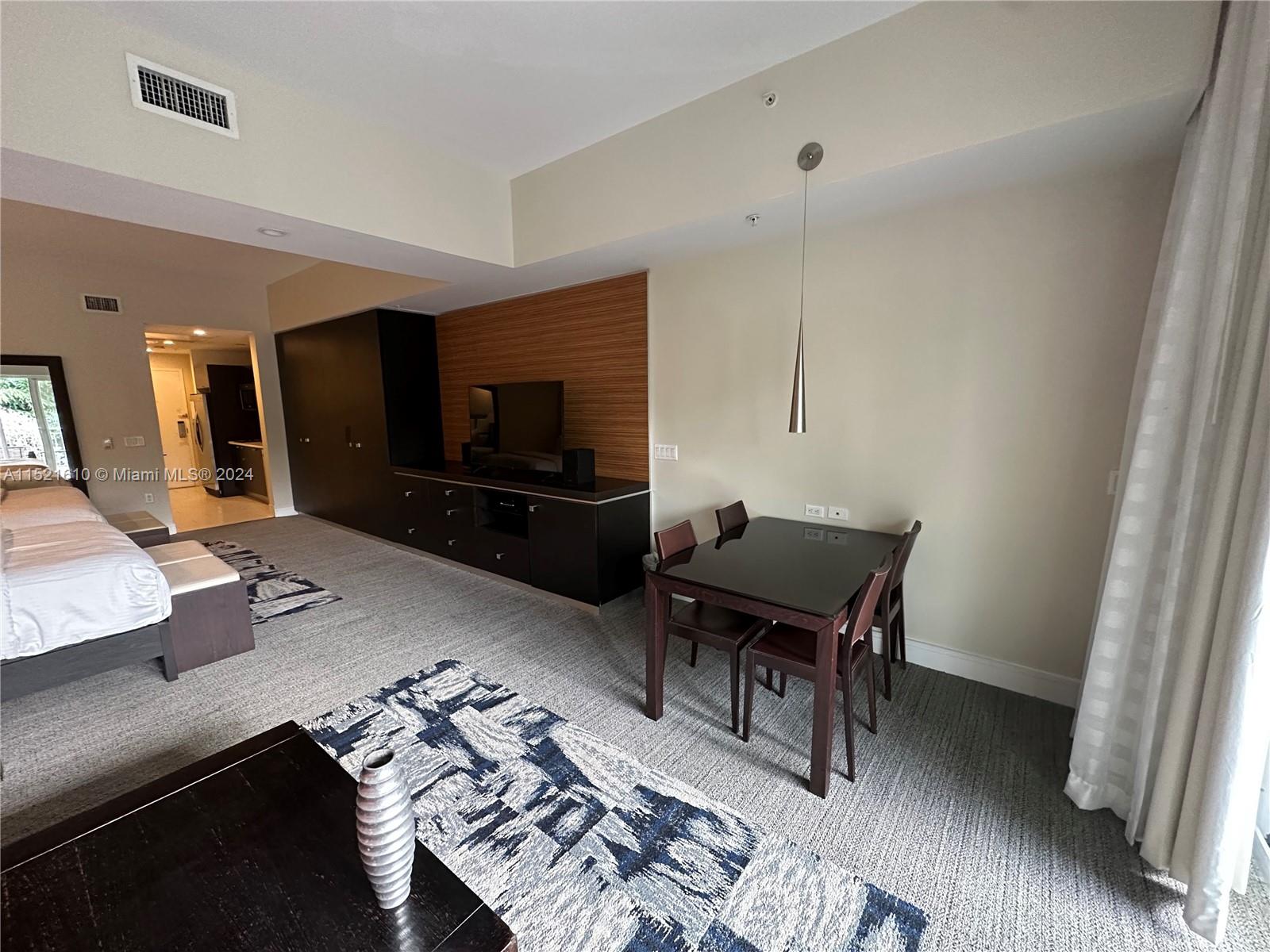 5300 NW 87th Ave 510, Doral, Florida 33178, 1 Bedroom Bedrooms, ,1 BathroomBathrooms,Residential,For Sale,5300 NW 87th Ave 510,A11521610