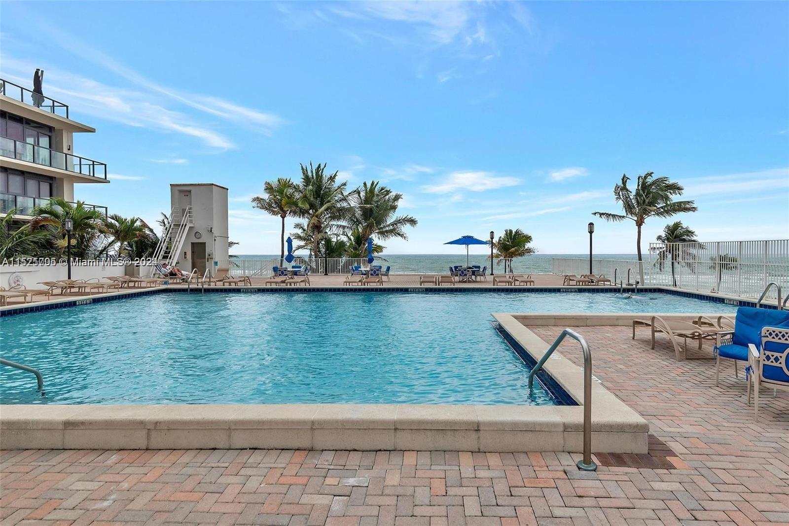 2401 S Ocean Dr 404, Hollywood, Florida 33019, 2 Bedrooms Bedrooms, ,2 BathroomsBathrooms,Residentiallease,For Rent,2401 S Ocean Dr 404,A11521705