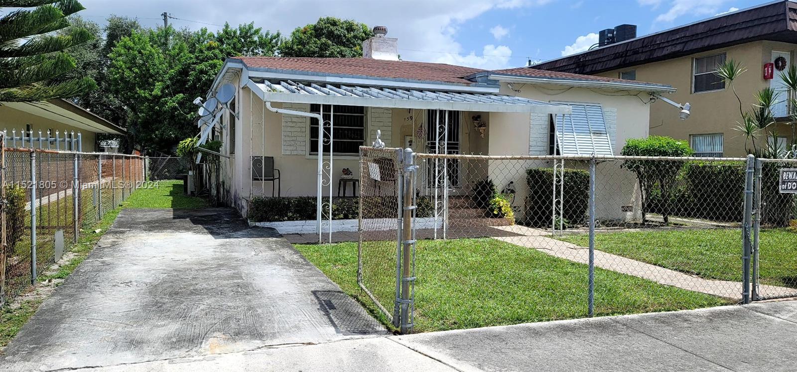 159 E 7th St, Hialeah, Florida 33010, 4 Bedrooms Bedrooms, ,2 BathroomsBathrooms,Residential,For Sale,159 E 7th St,A11521805