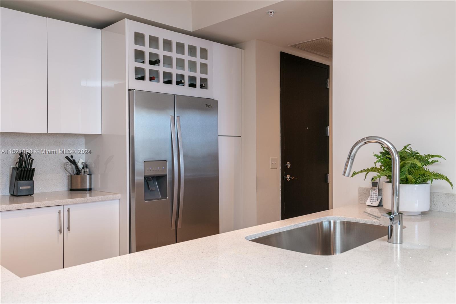 999 SW 1st Ave 2317, Miami, Florida 33130, 3 Bedrooms Bedrooms, ,2 BathroomsBathrooms,Residentiallease,For Rent,999 SW 1st Ave 2317,A11521098
