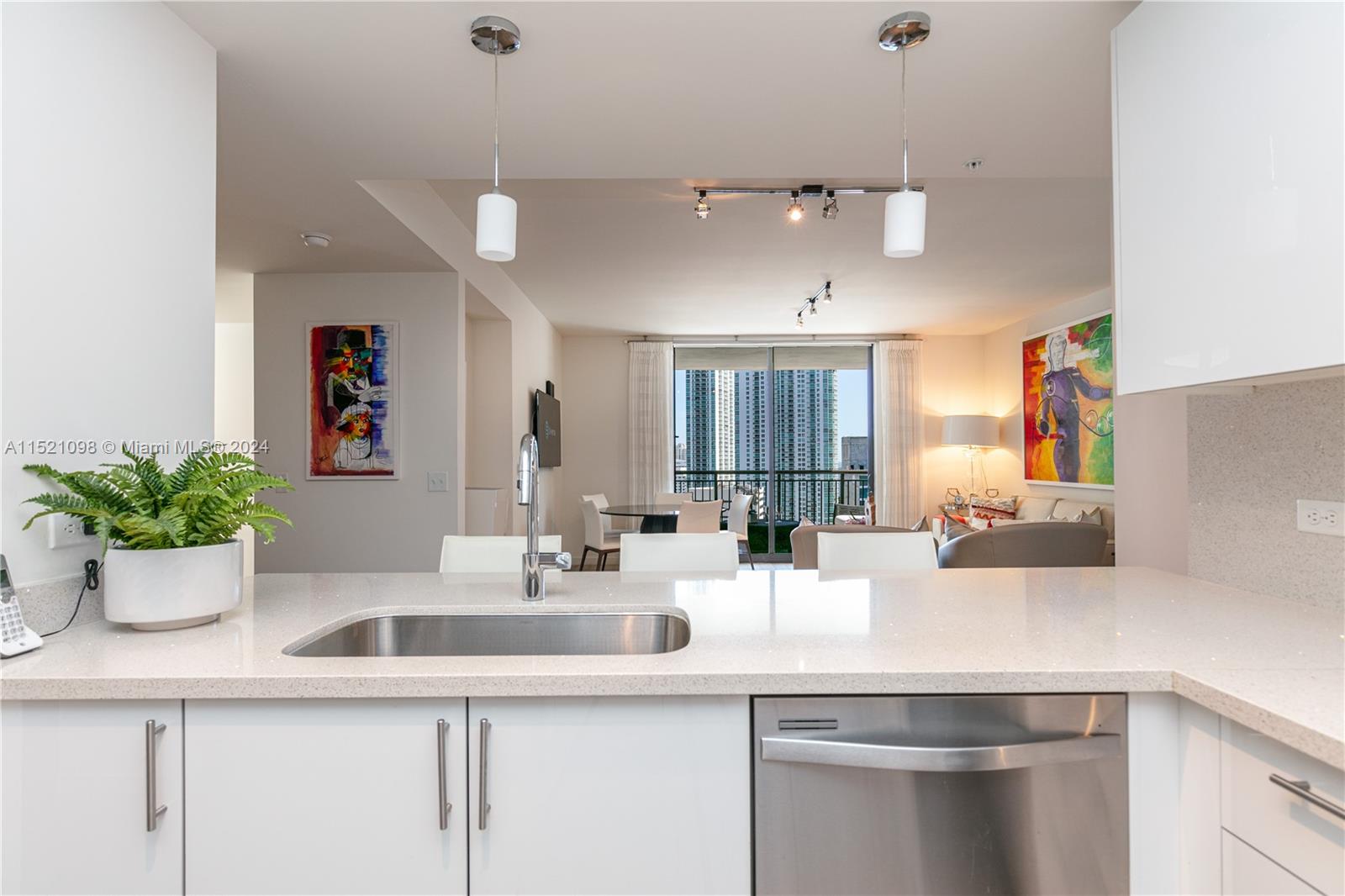 999 SW 1st Ave 2317, Miami, Florida 33130, 3 Bedrooms Bedrooms, ,2 BathroomsBathrooms,Residentiallease,For Rent,999 SW 1st Ave 2317,A11521098