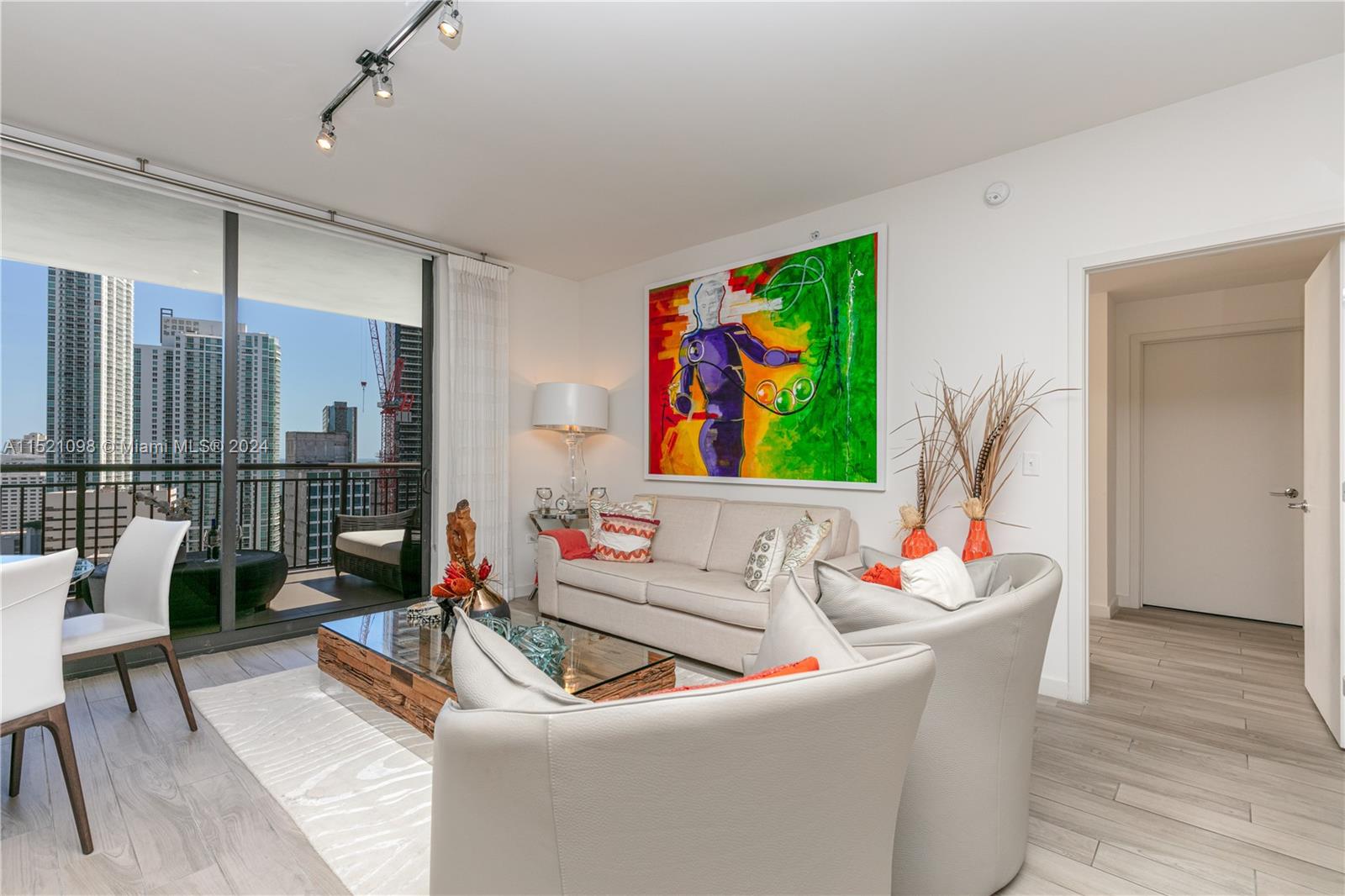 999 SW 1st Ave 2317, Miami, Florida 33130, 3 Bedrooms Bedrooms, ,2 BathroomsBathrooms,Residentiallease,For Rent,999 SW 1st Ave 2317,A11521098