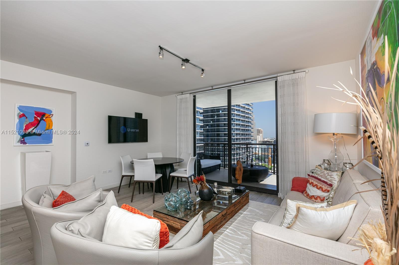 999 SW 1st Ave 2317, Miami, Florida 33130, 3 Bedrooms Bedrooms, ,2 BathroomsBathrooms,Residentiallease,For Rent,999 SW 1st Ave 2317,A11521098