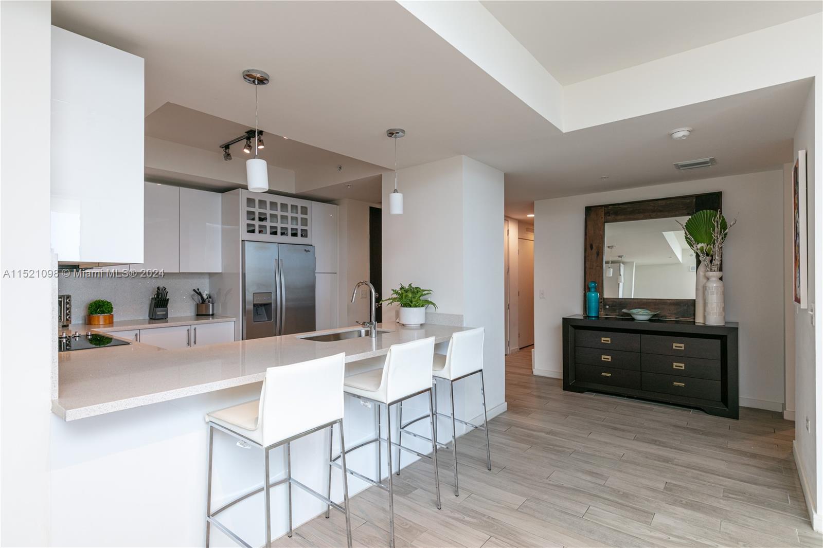 999 SW 1st Ave 2317, Miami, Florida 33130, 3 Bedrooms Bedrooms, ,2 BathroomsBathrooms,Residentiallease,For Rent,999 SW 1st Ave 2317,A11521098