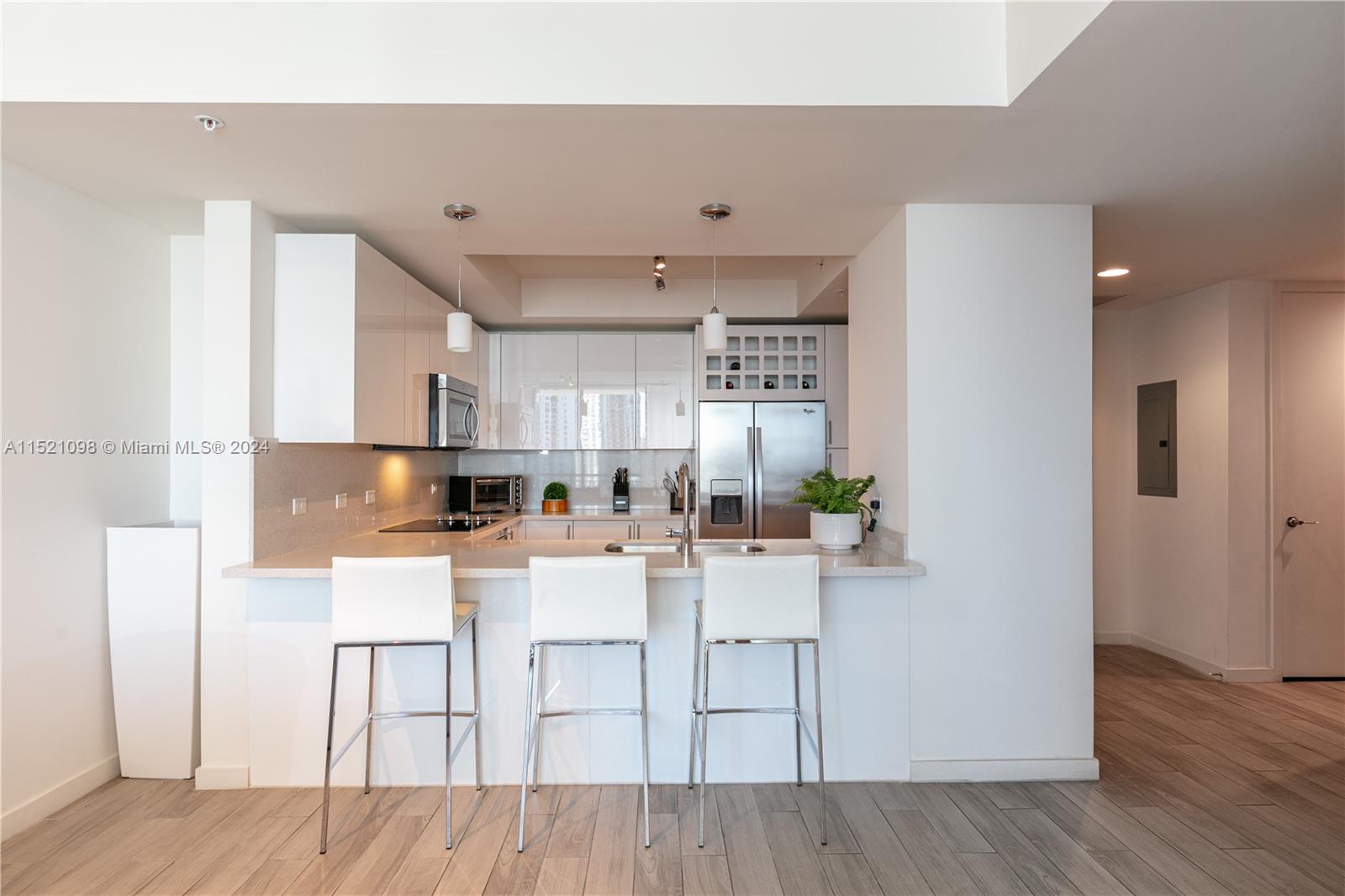 999 SW 1st Ave 2317, Miami, Florida 33130, 3 Bedrooms Bedrooms, ,2 BathroomsBathrooms,Residentiallease,For Rent,999 SW 1st Ave 2317,A11521098