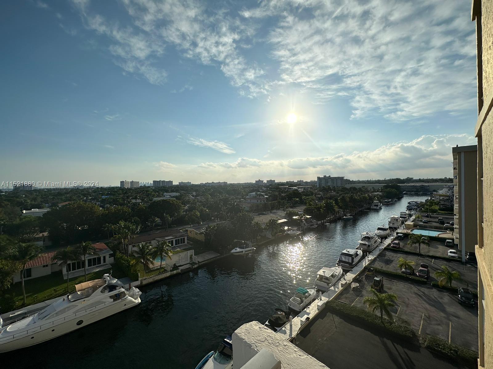 2000 NE 135th St 1004, North Miami, Florida 33181, 2 Bedrooms Bedrooms, ,2 BathroomsBathrooms,Residential,For Sale,2000 NE 135th St 1004,A11521880