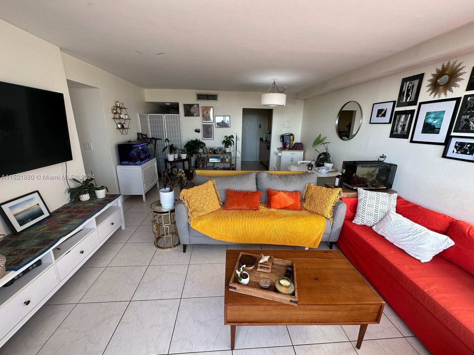 2000 NE 135th St 1004, North Miami, Florida 33181, 2 Bedrooms Bedrooms, ,2 BathroomsBathrooms,Residential,For Sale,2000 NE 135th St 1004,A11521880