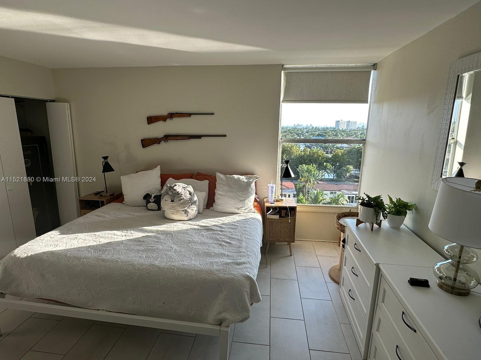 2000 NE 135th St 1004, North Miami, Florida 33181, 2 Bedrooms Bedrooms, ,2 BathroomsBathrooms,Residential,For Sale,2000 NE 135th St 1004,A11521880