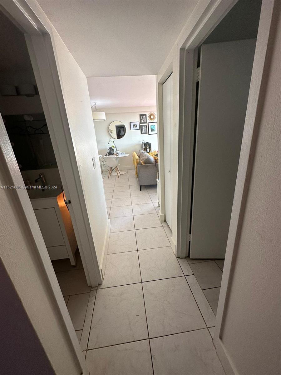 2000 NE 135th St 1004, North Miami, Florida 33181, 2 Bedrooms Bedrooms, ,2 BathroomsBathrooms,Residential,For Sale,2000 NE 135th St 1004,A11521880