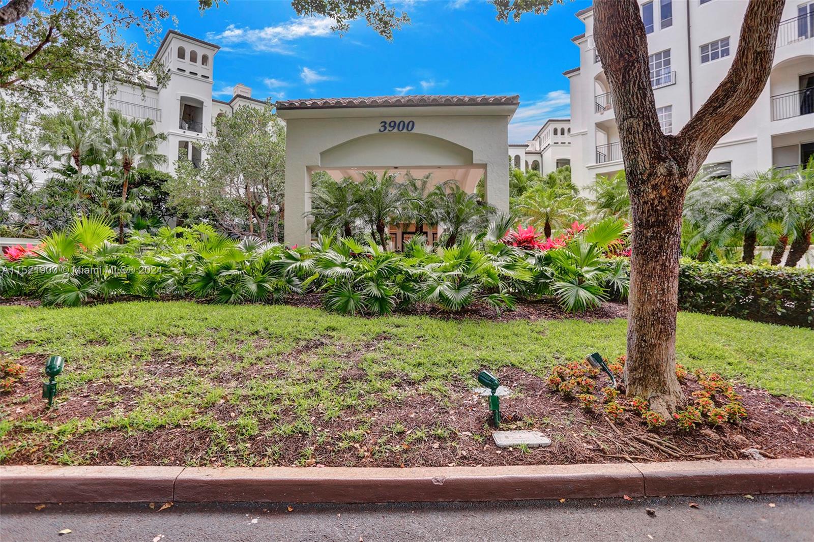 3900 Island Blvd PH-7, Aventura, Florida 33160, 3 Bedrooms Bedrooms, ,3 BathroomsBathrooms,Residentiallease,For Rent,3900 Island Blvd PH-7,A11521900