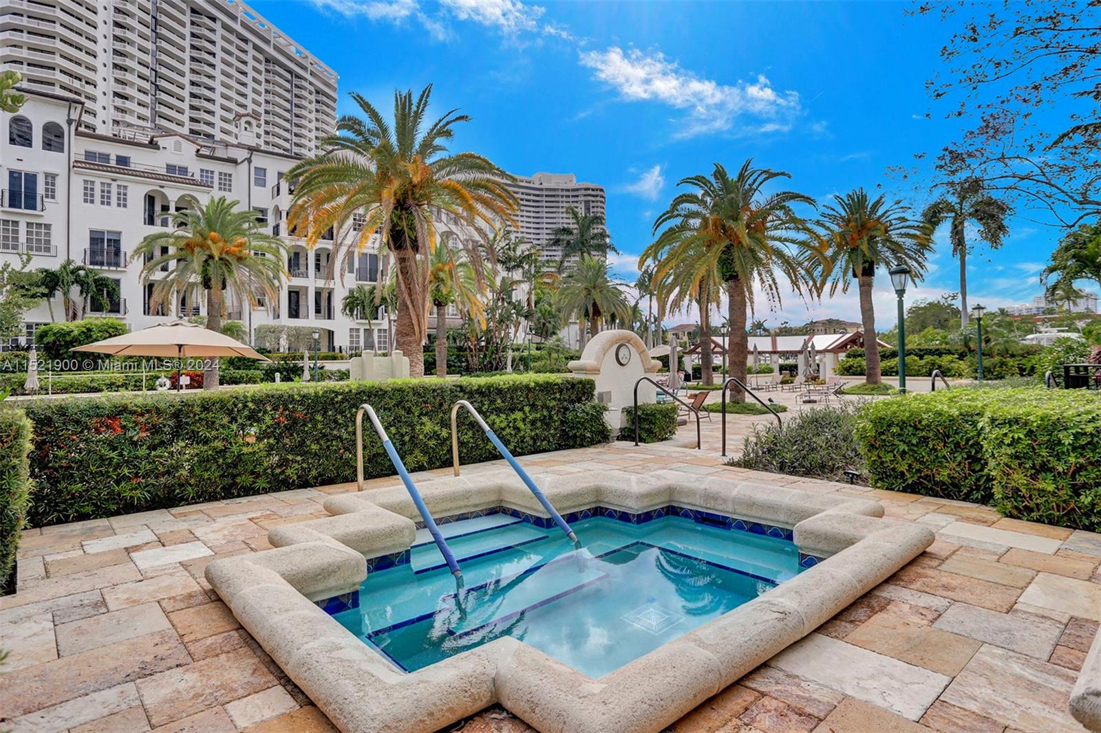 3900 Island Blvd PH-7, Aventura, Florida 33160, 3 Bedrooms Bedrooms, ,3 BathroomsBathrooms,Residentiallease,For Rent,3900 Island Blvd PH-7,A11521900