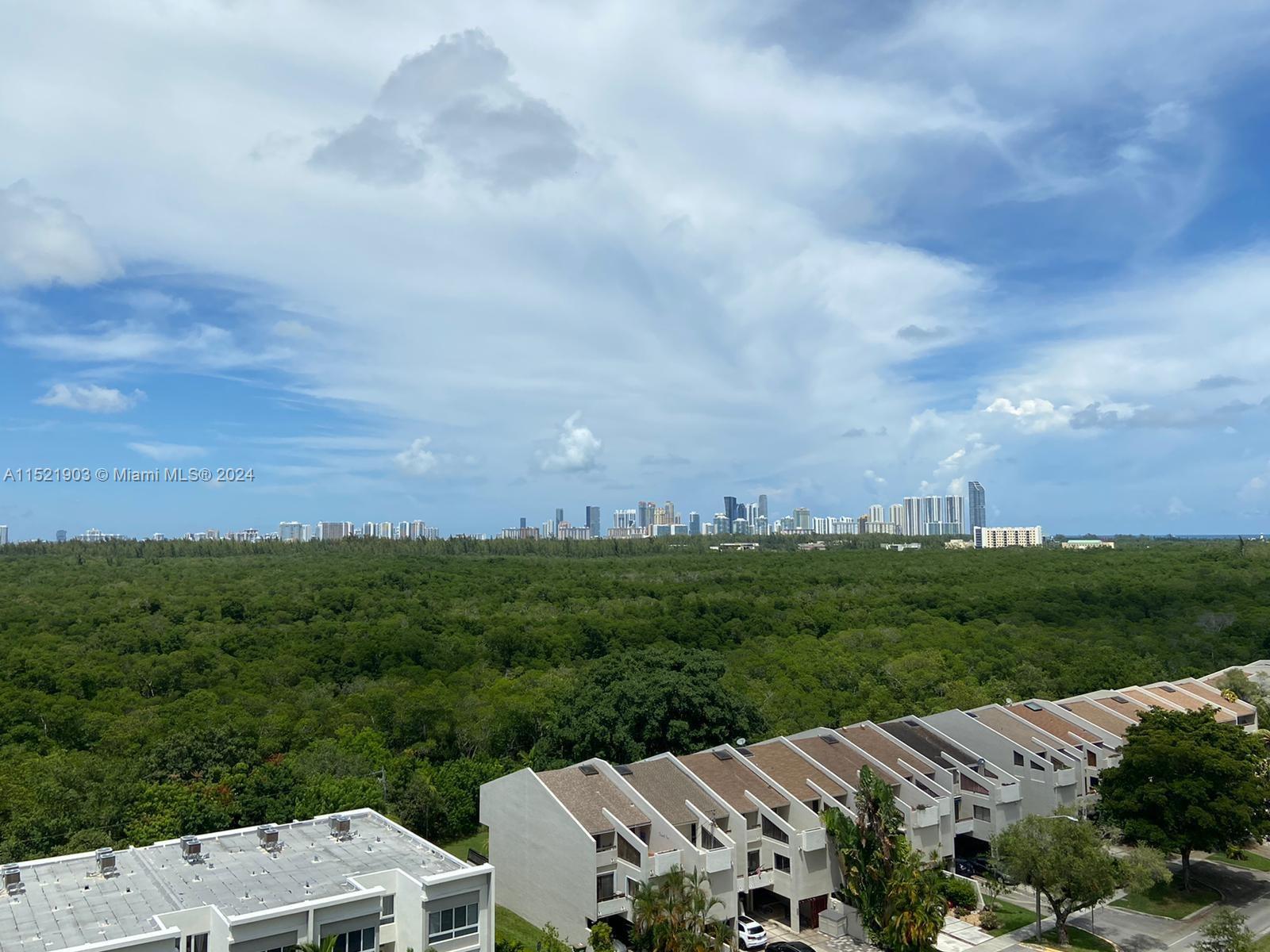 2450 NE 135th St 1012, North Miami, Florida 33181, 2 Bedrooms Bedrooms, ,2 BathroomsBathrooms,Residential,For Sale,2450 NE 135th St 1012,A11521903