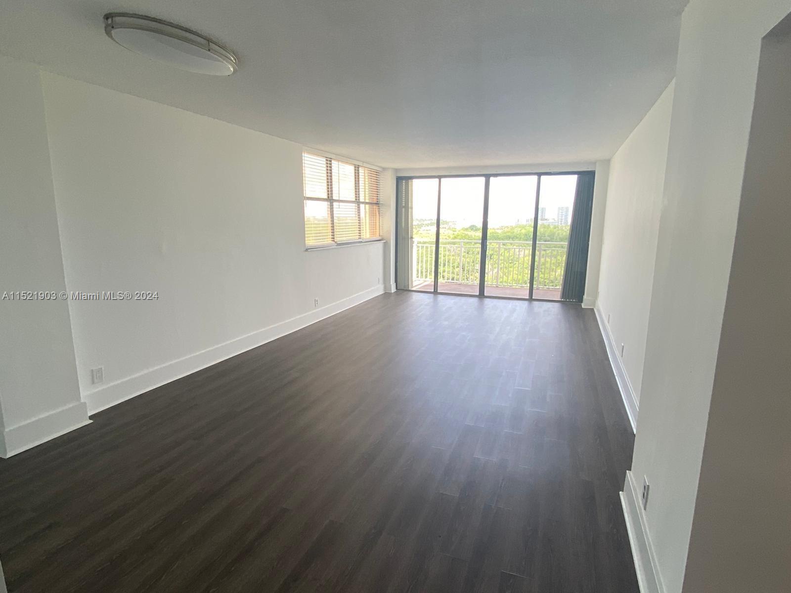 2450 NE 135th St 1012, North Miami, Florida 33181, 2 Bedrooms Bedrooms, ,2 BathroomsBathrooms,Residential,For Sale,2450 NE 135th St 1012,A11521903
