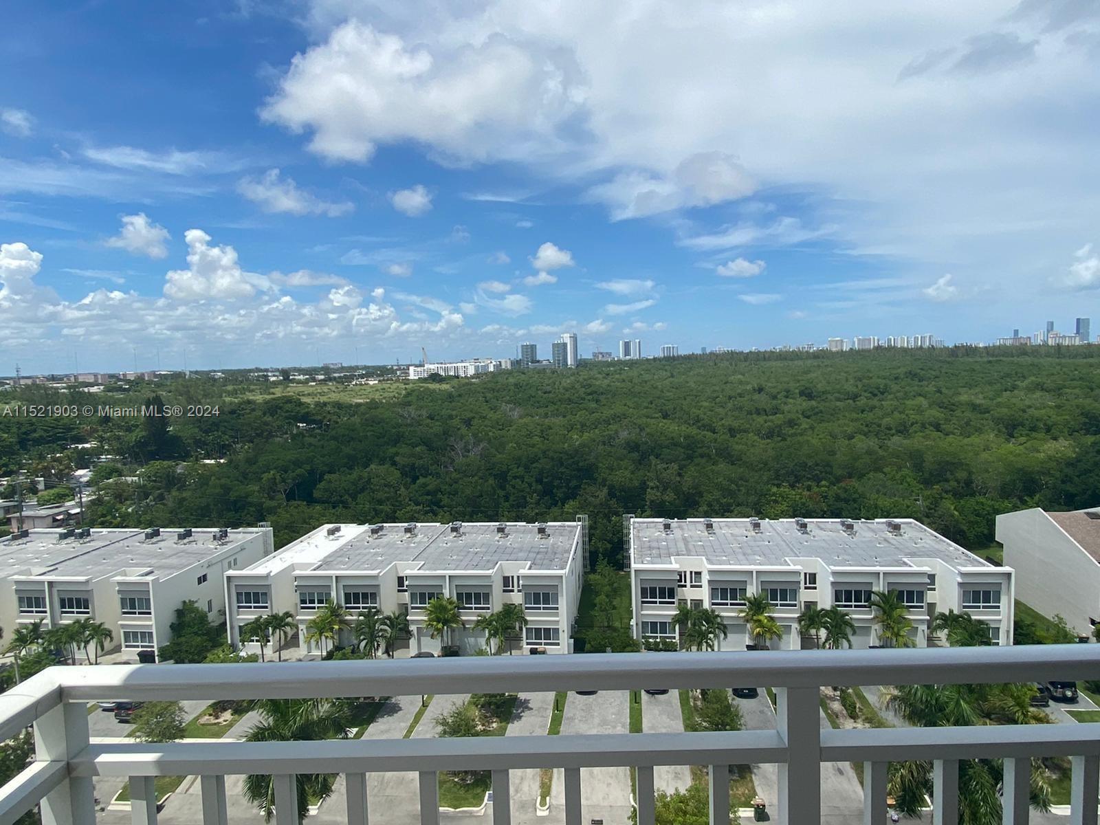 2450 NE 135th St 1012, North Miami, Florida 33181, 2 Bedrooms Bedrooms, ,2 BathroomsBathrooms,Residential,For Sale,2450 NE 135th St 1012,A11521903
