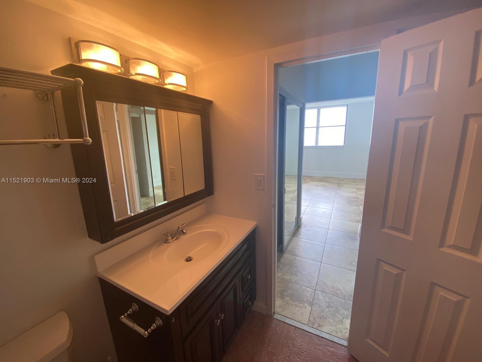 2450 NE 135th St 1012, North Miami, Florida 33181, 2 Bedrooms Bedrooms, ,2 BathroomsBathrooms,Residential,For Sale,2450 NE 135th St 1012,A11521903